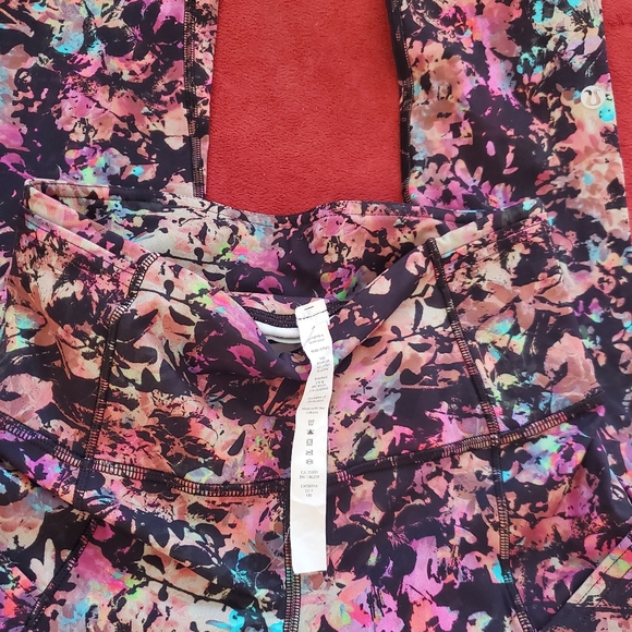 Lululemon Fast and Free High Rise Tights , 25 , Size 4 - Picture 4 of 4